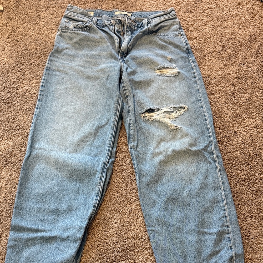 LEVI baggy dad jeans
